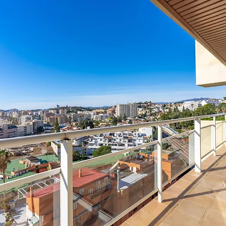 Amanda A117 * Fuengirola